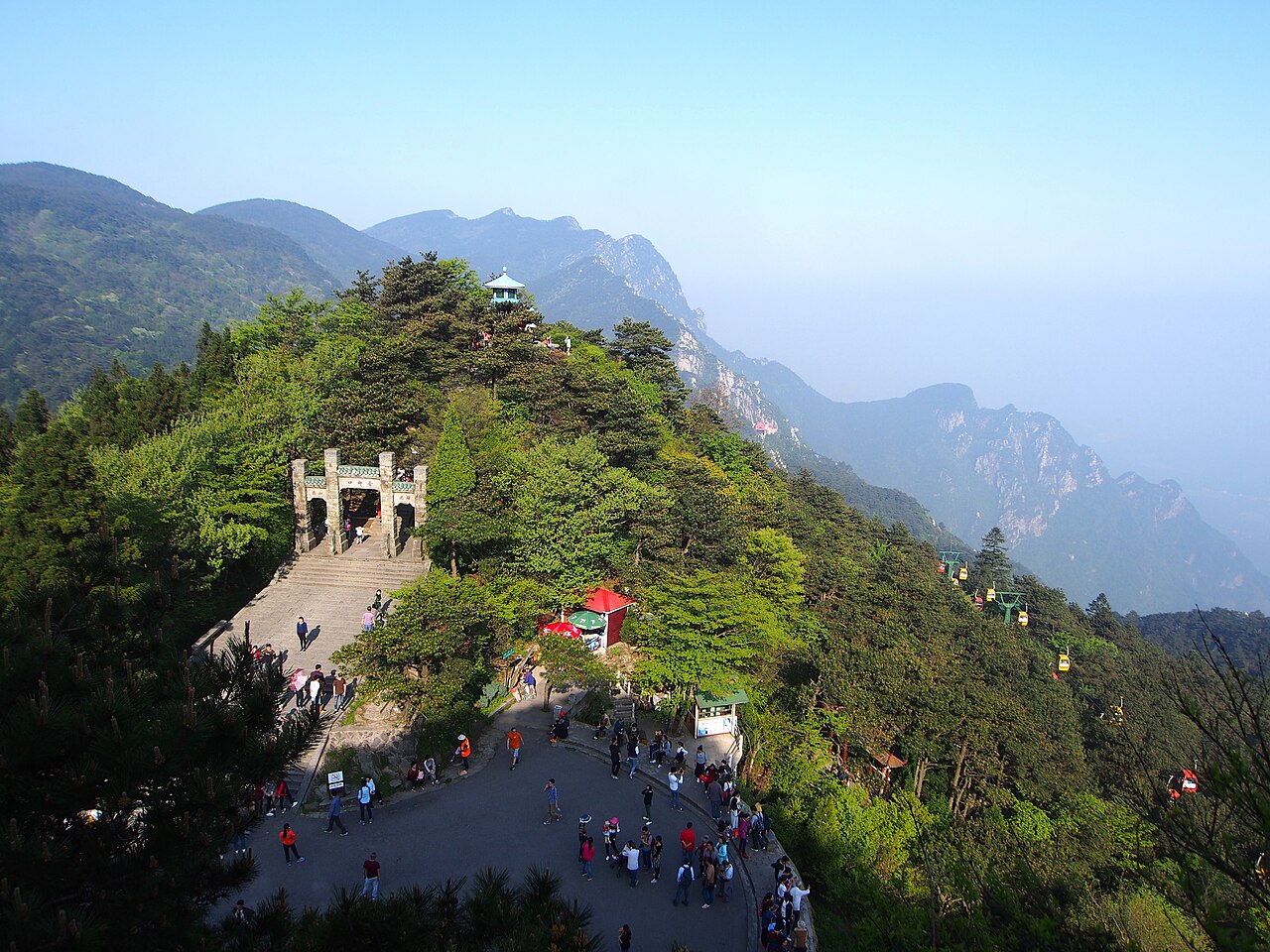 Jiujiang — Hanpo Pass vista, Mount Lushan