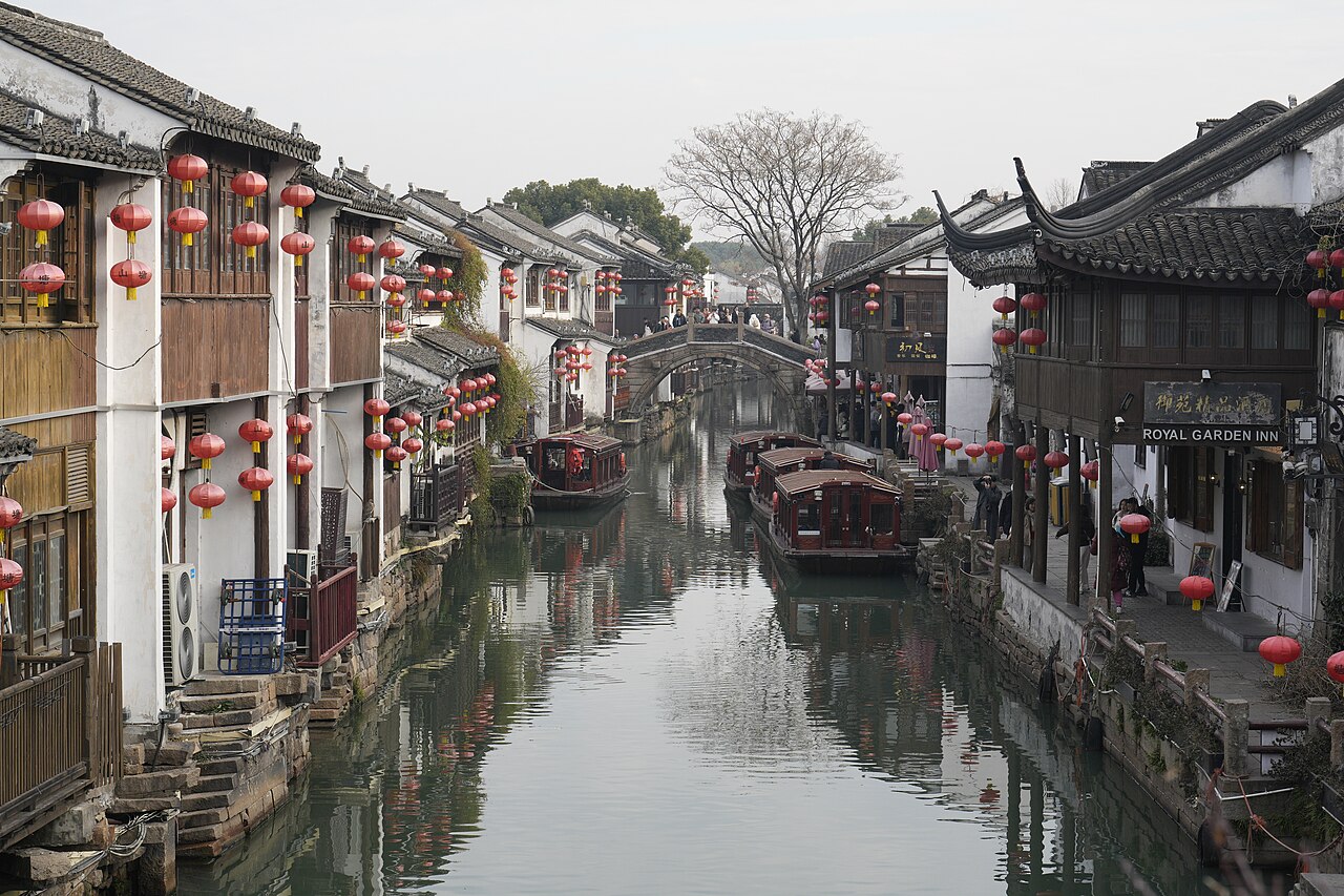 Shantang Street canal