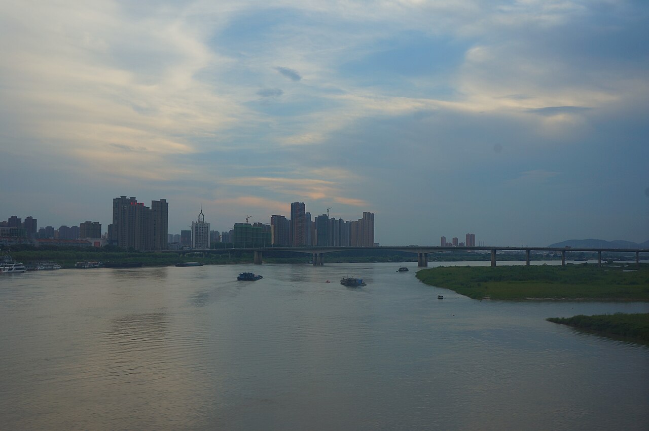 Longzihu Lake park