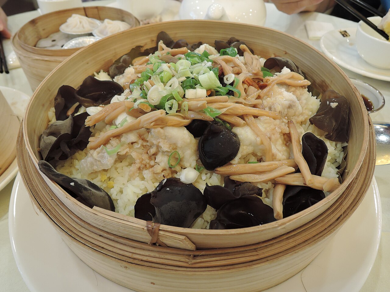 Cantonese-style steamed fish and seafood