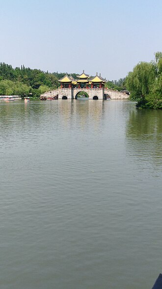 Yangzhou, China — Slender West Lake