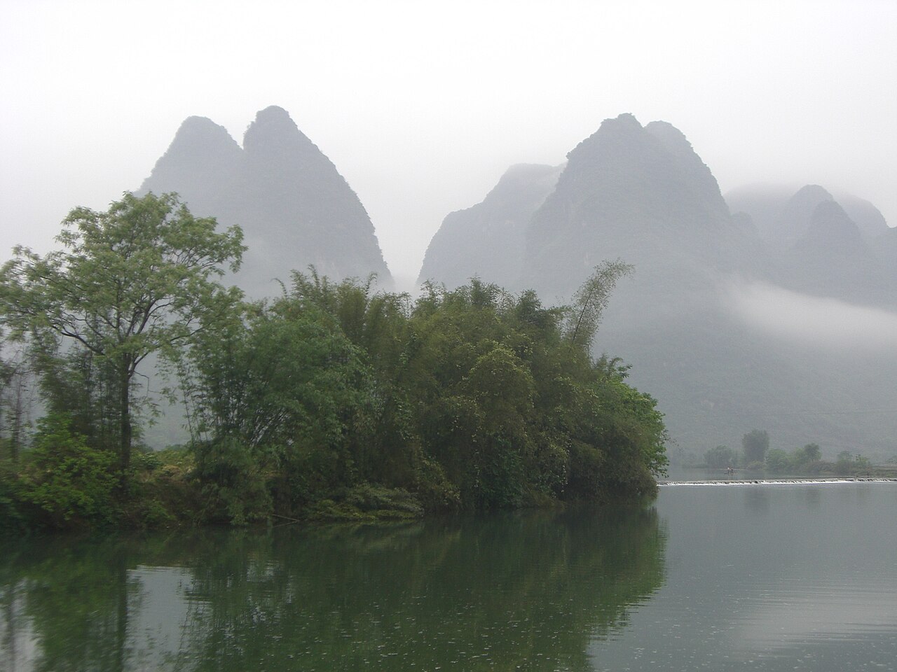 Yulong River valley, Yangshuo